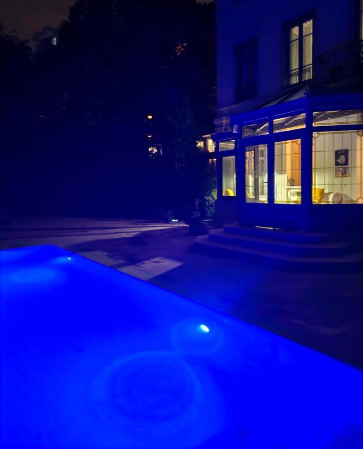 Chateau Grandclement Lyon Villeurbanne Niveau Rdc - Tresor Cache En Ville Avec Vue Piscine Et Parc Exterior foto